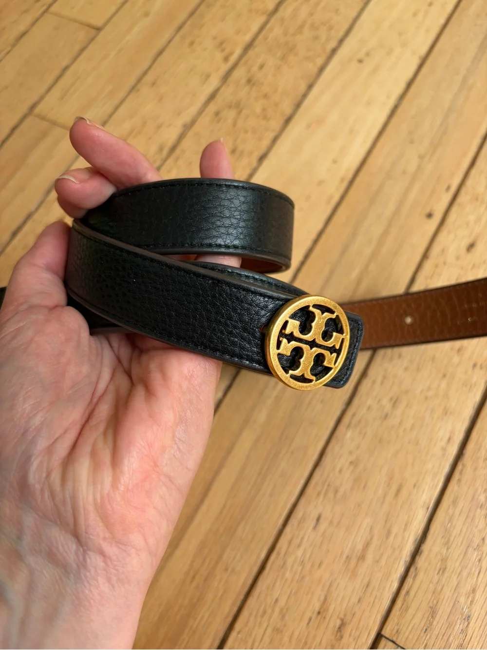 Tory Burch Miller Reversible Belt in Black/Cognac size women’s L